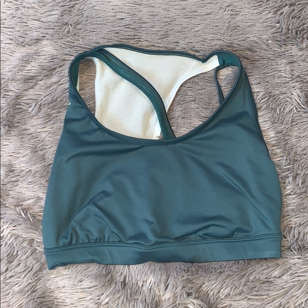 Sports bra